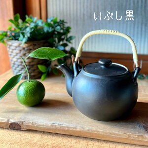 yr }{  킢 a { |bg yr^}{ e t eB[|bg  { Β g 蕨 Mtg   yyrz06003