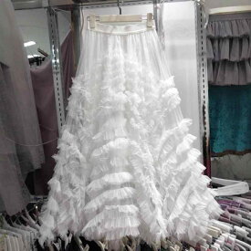 レディース ロングスカート チュール プリンセススカート フレア 白 華やか スリム効果 ヒップカバー 性 スタイルアップ 軽量 通勤用 パーティー用