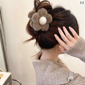ヘアクリップ 毛 頭飾り ボリューム かわいい おしゃれ 綺麗 カジュアル アクセサリー 2024 新 ファッション 女性 レディース