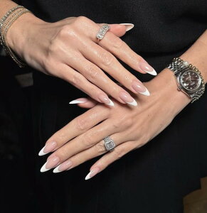 LLlC zlC `bv lC`bv lC A[g pb` Ȃ t`lC k[h EFfBOtHg lCA[g V[g 2025N VN X^C I   z