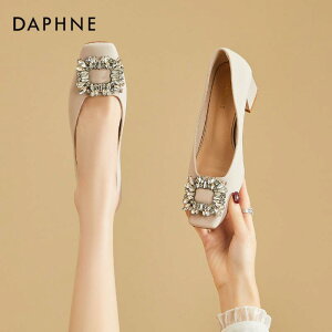 C r ₷ EGfBOV[Y uC_V[Y nCq[@V[Y@fB[X Daphne  q[ VO V[Y wl C ~h 2024 XNGAgD EFfBO tH 