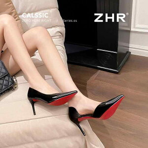 r  ₷ fB[X@q[@V[Y p  nCq[ 2025 t X^C ɂ  XeBbg q[ fI v    V[Y