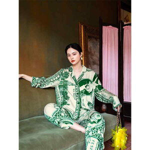 킢   K VN@pW}@fB[X AWLUXE  tH JWA ⊴ pW} h vg AEghAEFA p z[EFA