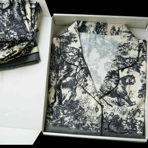 킢   K VN@pW}@fB[X K VNpW} fB[X tH Cg  vg n   Y{ VN nCGh c[s[X X[c z[E