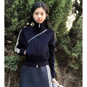 g[i[ t[hȂ _uWbp[ t[X@gbvX@Wbp[ t  Wbp[ t fB[X V[g 3 o[ X^hJ[ WPbg  l X AJ 