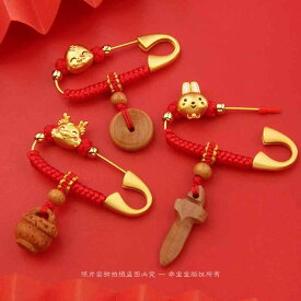 木製玩具 北欧雑貨 インテリア 置物 　おもちゃ　ホビー 十二支 蛇 赤ちゃん 外出 恐怖を 鎮める ピン 幼児 子供 桃色 平和 ペンダント ウサギ ドラゴン 青 妊婦 ブローチ アクセサリー