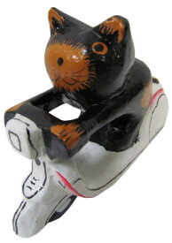 ベスパに乗るバリ猫 黒猫スクーター バイク 猫 キャット ブラックキャット 猫好き バイク好き インテリア 置物 ハンドメイド 手作り アジアン雑貨 ギフト プレゼント 【バリ・アジアン雑貨バリパラダイス】