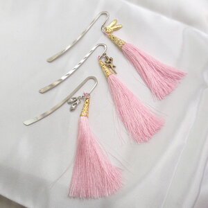 タッセルブックマーカー,淡ピンク,しおり.栞.ブックマーク/バレエ小物/バレエ発表会プレゼント/バレエグッズ