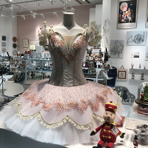 yzoG ߑ l q oG ``  sN ̔ NVbN`` @G[V oG\ RN[ WjA q ballet ballerina BALLET q Xj_ I