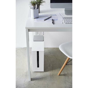 キャスター付きケーブル収納ラック タワー ホワイト 山崎実業 YAMAZAKI リビング パソコン PC ゲーム 家電 煩雑 改善 省スペース 活用 便利 おしゃれ シンプル ホルダー 収納 入れ物 整理 整頓