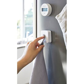 マグネットキッチンタオルホルダー アクア ホワイト 04133 | 山崎実業 YAMAZAKI 磁石 台所 ホルダー 洗面 ランドリー サニタリー おしゃれ スタイリッシュ かわいい 便利 シンプル 布巾 AQUA 便利