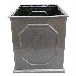 STUART PLANTER M