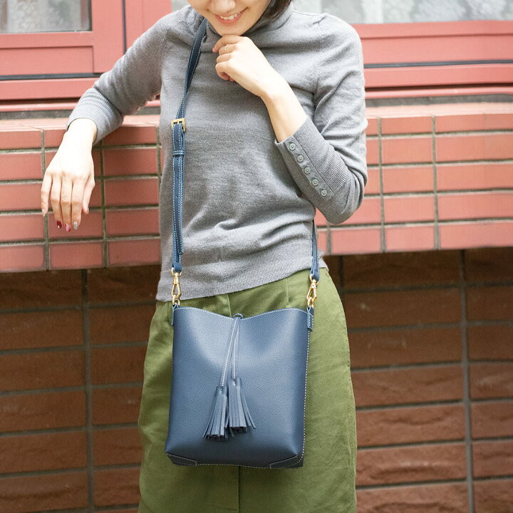 楽天市場】BarcosBlue タッセル付きショルダーバッグ レディース 全8色 