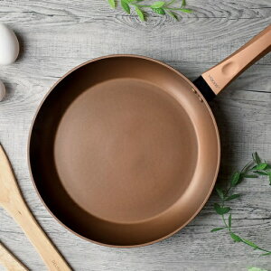 VISIONS �t���C�p�� 26cm IH�Ή� GOLD Coating CP-8812 �ӂ��f���� �ϋv�� �����w��OK �K�X�� �I�[���M�� ������� �r�W���� �p�[������