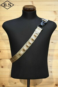 �y���Ԍ���|�C���g5�{�z�V�[�G���G�t �A�E�g�h�A�K�[�����g �x���g CMF OUTDOOR GARMENT CMF-NB40 CMF FIDLOCK BELT 40 �x�[�W��