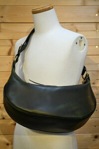 yԌ|Cg5{zI[pX CZvV OPUS INCEPTION obO IPCEB-01 NGNZ U[oiiobO CHROMEXCEL LEATHER BANANA BAG GREEN