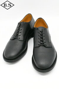 yԌ|Cg5{zCJ[Y MAKERS u[c TGM-01 REGINA BLACK ubN