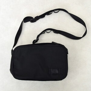 obO@THE NORTH FACE@UEm[XEtFCX@Metroscape Shoulder gXP[vV_[ V_[obO@NM82412