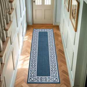 Laura Ashley All Loop Tufted 26 x 96 􂦂 ~ i[O Dusty Navy/Ivory Lorreta Two-Tone