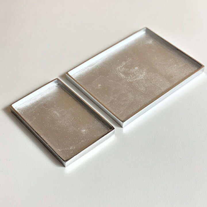 楽天市場 Aluminium Tray Rectangle S Small トレイ トレー 収納 北欧 おしゃれ インテリア かわいい 小物入れ 金属 シルバー アクセサリートレイ キャッシュ 鍵置き シンプル おしゃれ シンプル ギフト インテリア 誕生日 プレゼント 神戸 北野 Earthdoor 楽天市場 Aluminium Tray Rectangle S Small トレイ トレー 収納 北欧 おしゃれ インテリア かわいい 小物入れ 金属 シルバー アクセサリートレイ キャッシュ 鍵置き シンプル おしゃれ シンプル ギフト インテリア 誕生日 プレゼント 神戸 北野 Earthdoor
