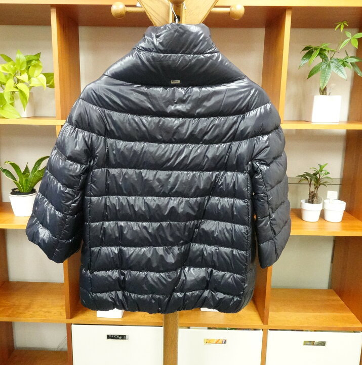 楽天市場】HERNO ダウンコート ケープ 春 AMINTA Mサイズ ブラック 
