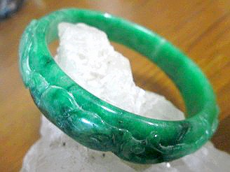 楽天市場】翡翠 バングル 翡翠 天然石 バングル 緑翡翠−２２０(手彫り