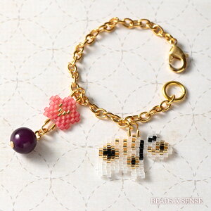 キット/シェイプドステッチモチーフ 白べこと梅のチャーム〜アメジスト〜