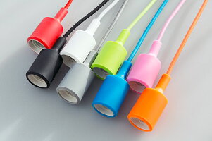 シーリングソケット1灯ペンダントE26口金照明器具天井照明ペンダントカラフルポップCSE26赤CSE26R緑CSE26G青CSE26BピンクCSE26PオレンジCSE26O黒CSE26K白CSE26WグレーCSE26H