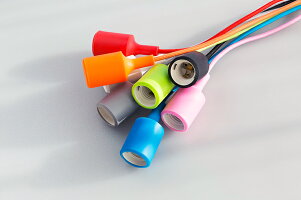 シーリングソケット1灯ペンダントE26口金照明器具天井照明ペンダントカラフルポップCSE26赤CSE26R緑CSE26G青CSE26BピンクCSE26PオレンジCSE26O黒CSE26K白CSE26WグレーCSE26H