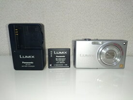 【中古】 パナソニック デジタルカメラ LUMIX (ルミックス) プレシャスシルバー DMC-FX33-S