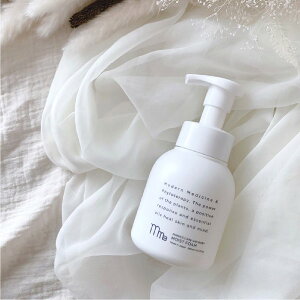 モディッシュ ママズケアウィズベビー モイストフォーム (ママと赤ちゃんが一緒に使える泡タイプ洗浄料)