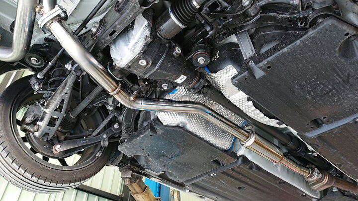 楽天市場】GR86 ZN8 BRZ ZD8 中間パイプ タイコ付き : BE FREE