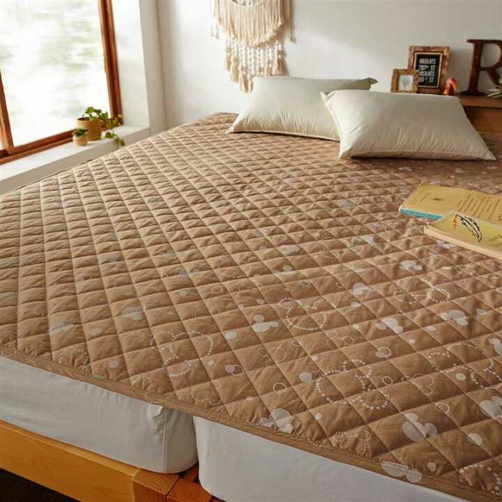 楽天市場 Disney ディズニー 大きいサイズが嬉しい 綿１００ の敷きパッド ミッキーモチーフ ベージュ ｸｲｰﾝ ベルメゾン 寝具 布団 ベッド カバー シーツ 敷きパッド 敷パッド パッド Bed ファブリック ベルメゾン Disney Fantasy Shop