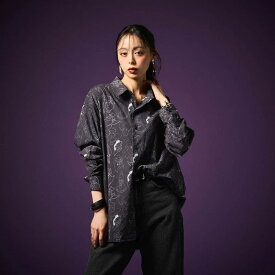【Disney】 ディズニー ユニセックス フェイスプリント シャツ「 ヴィランズ 」◆ S M L LL ◆ ◇ レディース メンズ トップス シャツ ブラウス 長袖 秋 秋冬 ハロウィン ハロウィーン シャツ モノトーン 柄シャツ 柄 黒 ユニセックスシャツ ユニセックストップス ◇