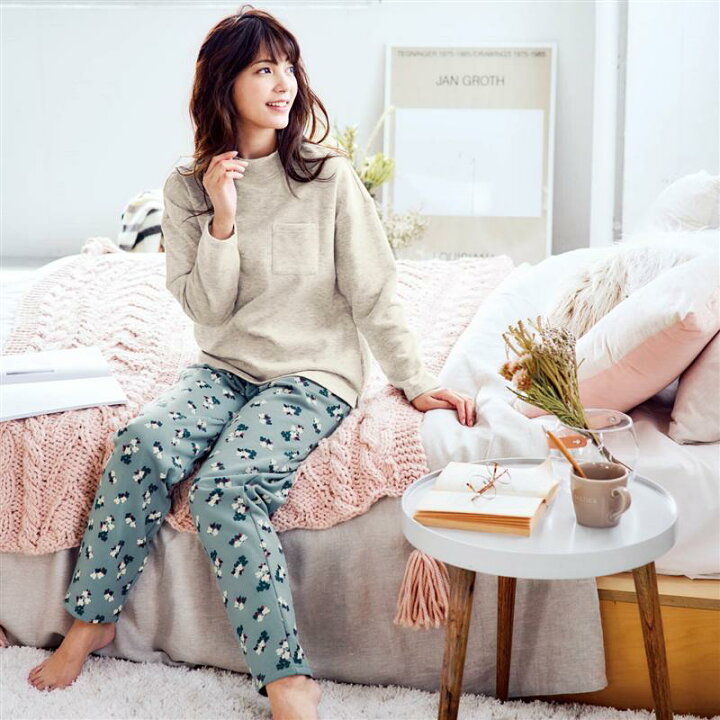 楽天市場 Belle Maison ベルメゾン ふっくら綿混あったか裏起毛長袖パジャマ S M L Ll 3l ベルメゾン レディース パジャマ 寝間着 部屋着 ルームウェア 長袖 長ズボン 秋冬 裏起毛 ベルメゾン 大人ファッション 楽天市場 Belle Maison ベルメゾン ふっくら綿混あったか裏起毛長袖パジャマ S M L Ll 3l ベルメゾン レディース パジャマ 寝間着 部屋着 ルームウェア 長袖 長ズボン 秋冬 裏起毛 ベルメゾン 大人ファッション
