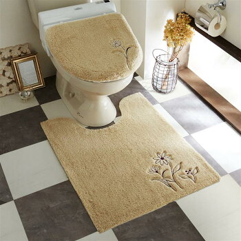 楽天市場 ベルメゾン お花の刺繍が可愛いトイレマット フタカバー 単品 レッド 標準マット フタカバーなし トイレ 便所 お手洗い おしゃれ 花 マット 清潔 シンプル 上品 すべりにくい 赤色 ピンク 家具 インテリアのベルメゾン