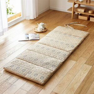 Ch Q }bg  x[W  Q }bg  킢