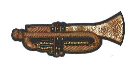 エンブロイダリーブローチ　トランペット　BB340TR　trumpet　刺繍ブローチ　ナカノ　nakano　長さ115mm