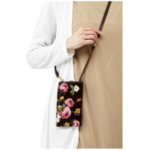 hD[e RNV@VFj[D X}z |VFbg /  