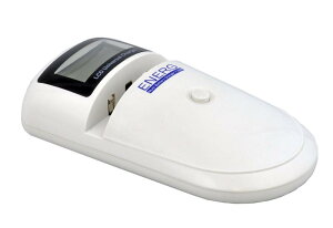 Kenko �[�d�� ENERG U-#017MBC �}���`�`���[�W���[+USB LCD���j�^�[�EUSB1�|�[�g���� 867754