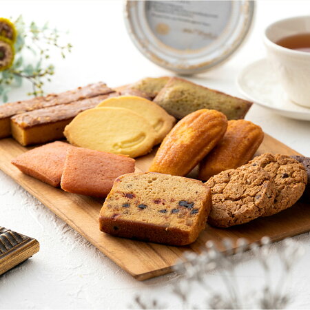 ＼楽天1位★連続ギフト大賞／送料無料 お歳暮ギフト 食べ物 お菓子 詰め合わせ 個包装 内祝い お返し Hitotoe スイーツファクトリー（28個 SFC-30）/ 洋菓子セット ひととえ ブラウニー 焼き菓子 クッキー 出産内祝い スイーツ 結婚内祝い 贈答品 お急ぎ便 gws 七五三