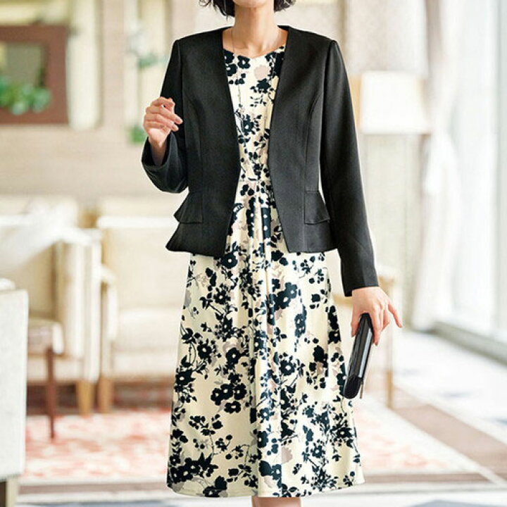 楽天市場 300円offクーポン配布中 アウトレット フォーマルスーツ 入学卒業スーツ 洗える ストレッチ花柄プリントワンピースアンサンブル 7ar 17ar 40代 50代 60代 ファッション レディース ベルーナ Belluna 春 入学式 スーツ ママ 七五三 母 入園式 お宮参り