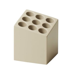 ideaco(CfAR) P }bg x[W 9{} CUBE(L[u)