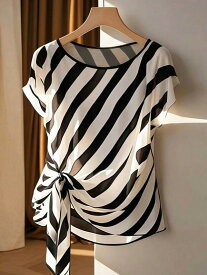 シャツ レディース 半袖 夏 春夏 トップス ブラウス シフォン ストライプ 白黒 モノトーン 不規則 アシンメトリー Vネック カジュアル デイリー 普段使い オフィス 通勤 フォーマル 大人かわいい 上品 細見え 着痩せ ゆったり 体型カバー