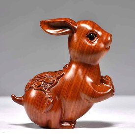 置物 レディース うさぎ 兎 木製 木彫り 十二生肖 干支 リアル 彫刻 工芸品 アート オブジェ ウッドカービング ナチュラル 天然木 ウッド 雑貨 家の装飾 リビング 玄関 インテリア 癒し 縁起物 開運 ラッキーアイテム 高級感 北欧風 クラシック