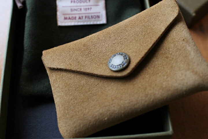 FILSON フィルソン SUEDE SNAP WALLET スウェード スナップウォレット 専用ソフトケース付き 箱入りアメリカ製 ハンドメイド 本革 財布 パスケース コインケース アメリカ買い付け 送料無料 あす楽対応 ビーキューブ