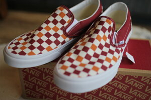 VANS(@Y)CLASSIC SLIP-ON(NVbN XbvI)AJXbvI `FbJ[{[h {J[ oבΉ