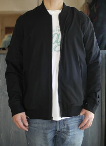 BANANA REPUBLIC(�o�i�i���p�u���b�N)SILKY COTTON BOMBER JACKET(�V���L�[�R�b�g�� �{�}�[�W���P�b�g)���{���������f�� �o�i���p �_�炩�����炩�Ȕ��G�蔖��R�b�g���W���P�b�g�A�����J�����t�����i