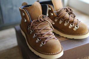 ���|�C���g10�{!�� DANNER(�_�i�[) MOUNTAIN LIGHT PETTYGROVE(�}�E���e�����C�g �y�e�B�O���[�u)�y�󏭔p�Ճ��f�� �V�i�A�����J�����t�����K�i�z�A�����J�� �S�A�e�b�N�X���ڃ��f�� �r�u�����\�[�� 