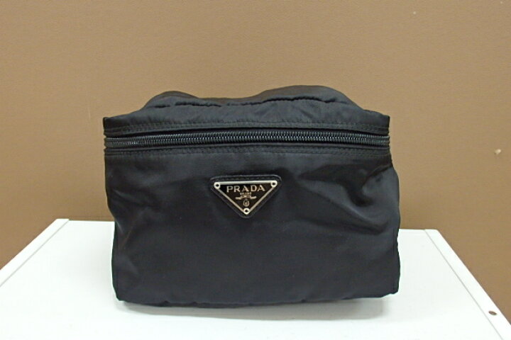 楽天市場】プラダ PRADA ポーチ ナイロン ブラック 化粧ポーチ 【中古  